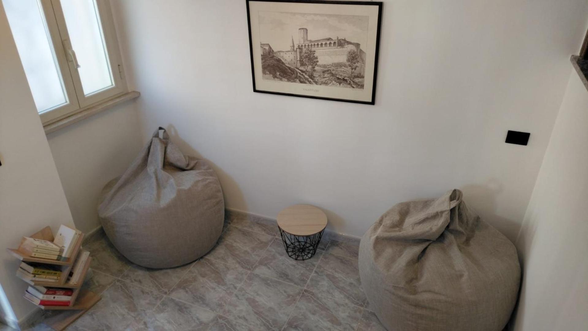 Valentano Piazza Varese מראה חיצוני תמונה